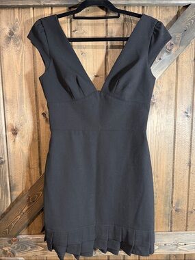 bebe Black V-Neck Cap Sleeve Mini Dress with Pleated Hem